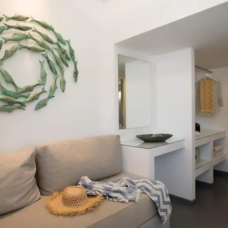 Jonaz Rooms & Suites ゲストハウス